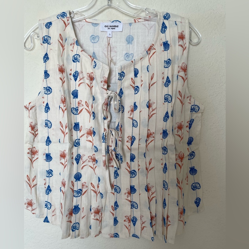 Cute Eesome Shell Top - Picture 5 of 6